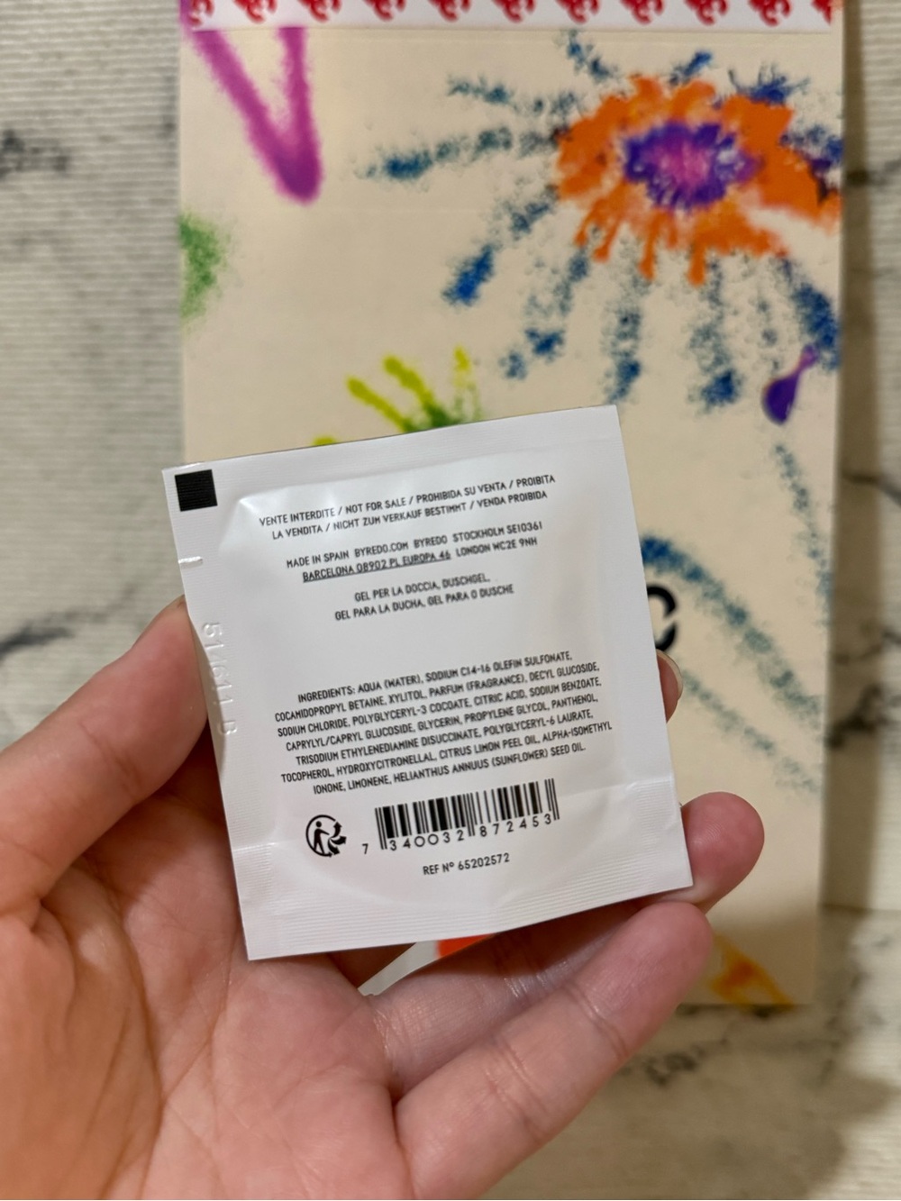 Byredo Sample Set w/ Colorful Gift Bag: Mojave Ghost Body Lotion & Blanche Wash - Picture 8 of 9
